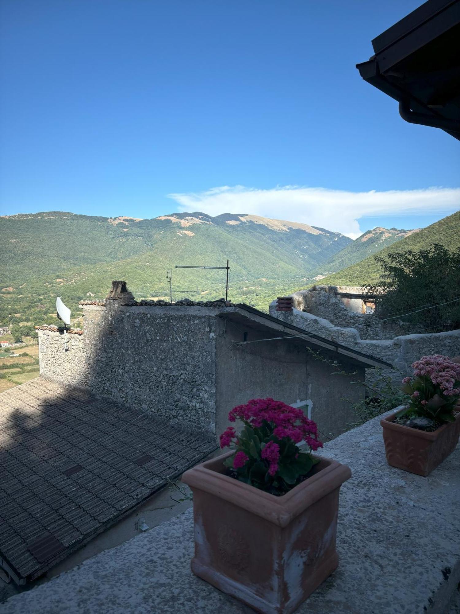 Vista Verde Premium Rocca di Botte 外观 照片